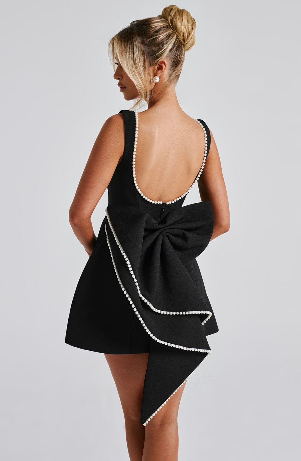 Shay | Women’s Chic Mini Dress