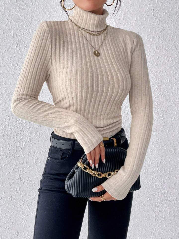 Hera | Women’s Slim Fit Turtleneck Sweatshirt