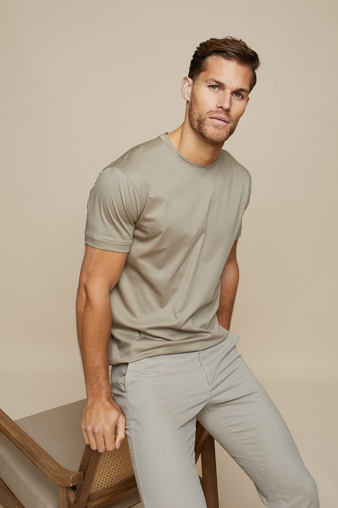 Vireon | Men’s Luxe T-Shirt