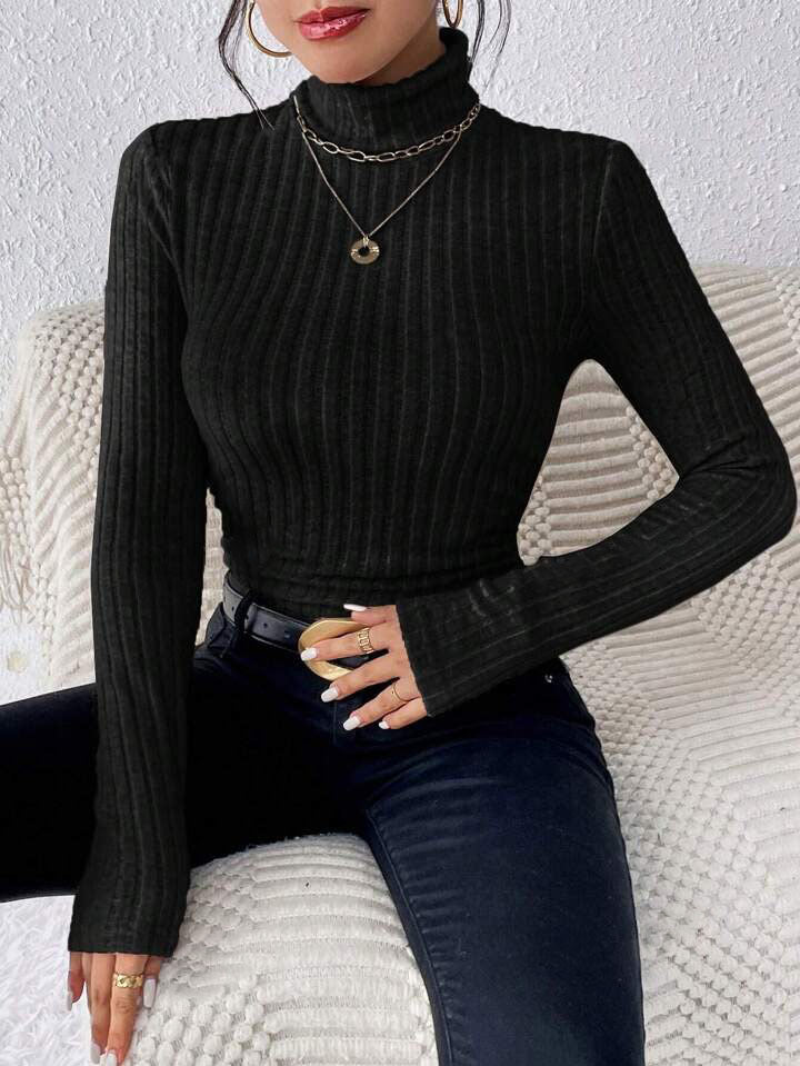 Hera | Women’s Slim Fit Turtleneck Sweatshirt