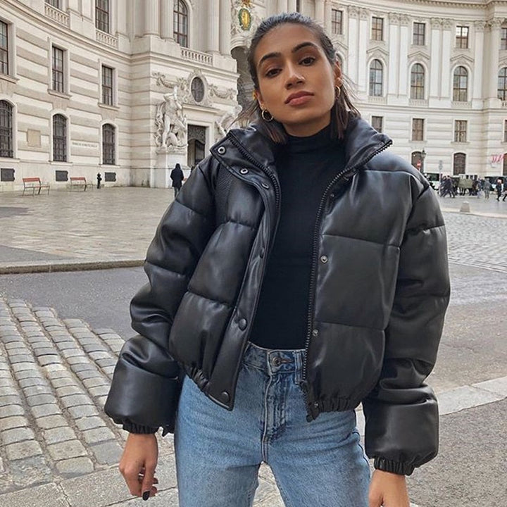 Rioney | Women’s Short Black Down Jacket