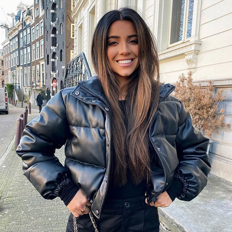 Rioney | Women’s Short Black Down Jacket