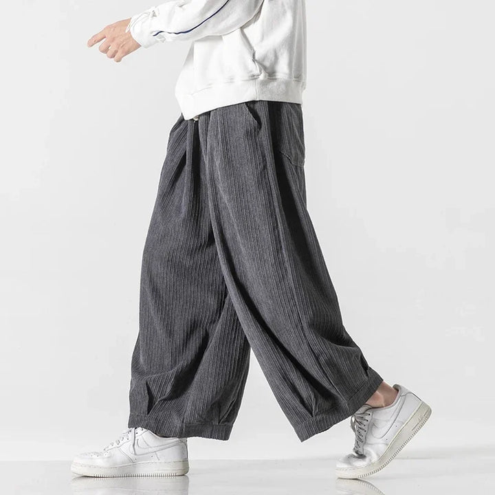 Alberto | Men’s Oversized Pleated Corduroy Pants