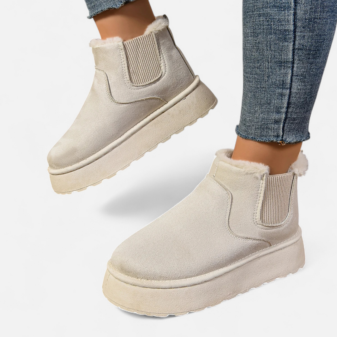 Elvaria | Women’s Chelsea Ankle Boots