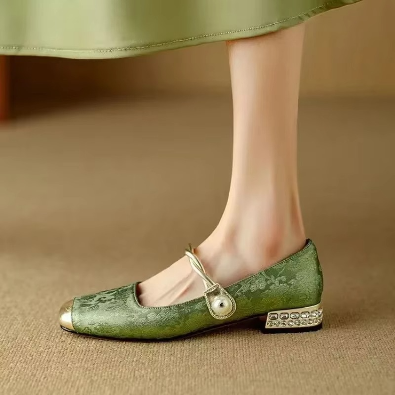 Elena | Women’s Vintage Twisted Strap Block Heel Pumps